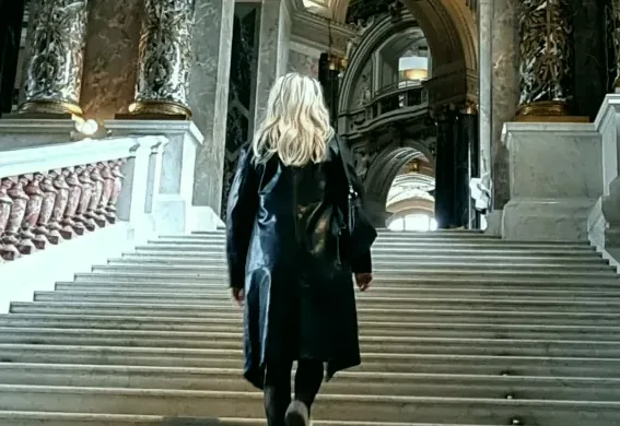 Antonia, 20