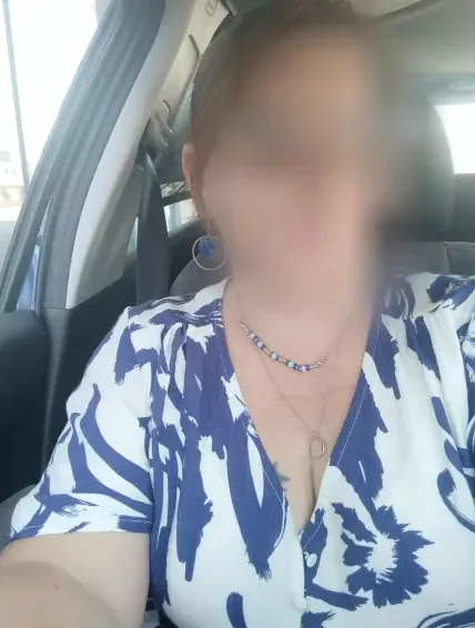 Emma, 40