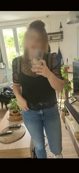 Helena, 34