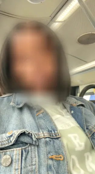 Laura, 36