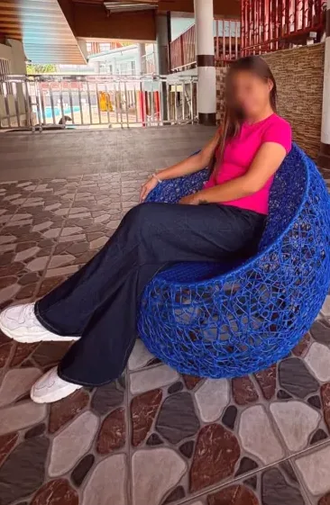 Pia, 36