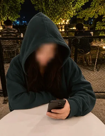 Sabrina, 26