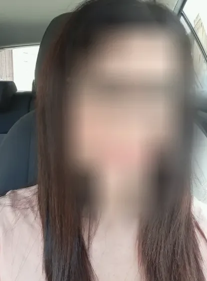 Sina, 38